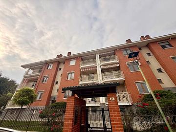 Appartamento di 227 m² con 5 locali e box auto dop