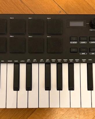 Tastiera controller midi usb akai mpk mini plus