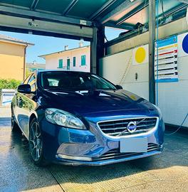 Auto Volvo V40 D2 Ocean Race