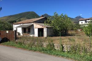 Terreno Residenziale con Fabbricato annesso