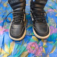 Scarpe Adidas N. 33 unisex