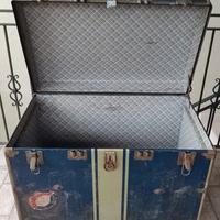 Vecchio Baule dell'emigrante in metallo