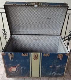Vecchio Baule dell'emigrante in metallo