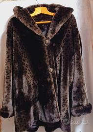 Cappotto in pelliccia sintetica 