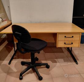 scrivania + sedia Ikea