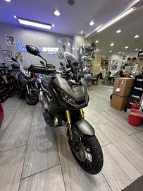 Honda X-ADV 750 xadv moto tenuta maniacalmente com