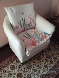 Poltroncina a pozzetto da camera