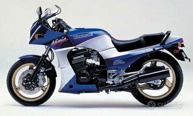 Kawasaki GPZ 900R - Pezzi di ricambio