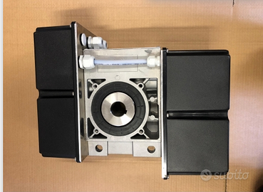 Motore tapparella piscina