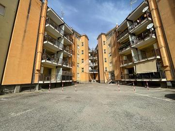 3 LOCALI A RENDE