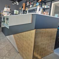 Banco Bar con vetrina refrigerata