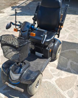 Scooter elettrico per anziani