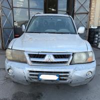 Ricambi Mitsubishi Pajero DiD 3.2 165cv del 2001