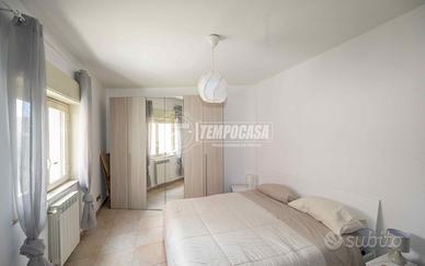 Proponiamo panoramico esavani oltre box doppio e