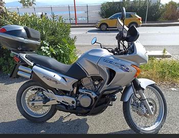 Honda Transalp anno 2003