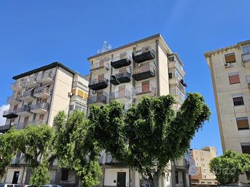 3 LOCALI A PALERMO