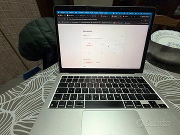 MacBook Pro 13" M1 (Late 2020) - 8GB - 256GB