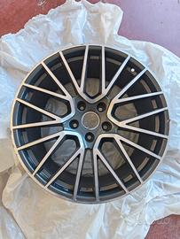 Cerchio Porsche Cayenne 9Y0