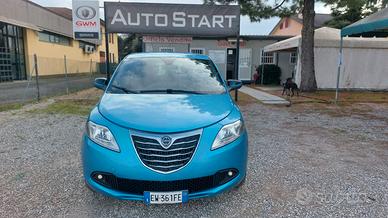Lancia Ypsilon 1.2 69 CV 5 porte Elefantino