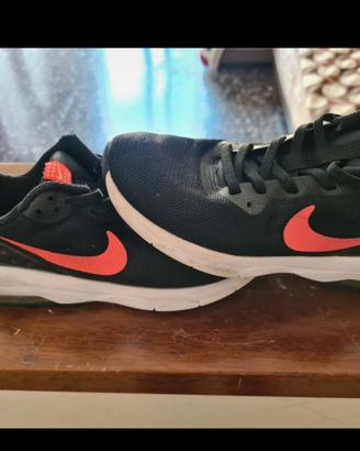 Scarpe Nike nro 33 