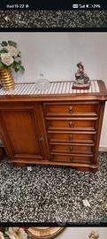 Settimino/cassettone in legno massello.