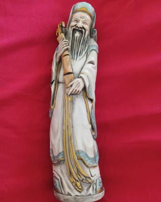 statuina cinese anziano
