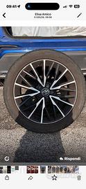 Treno gomme invernali Toyota con cerchi lega