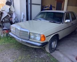 MERCEDES Serie 200-280(W123) - 1980