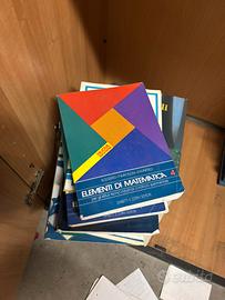 Libri di scuola datati