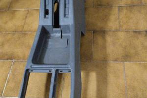 Tunnel centrale portaoggetti Nissan Terrano 2 '99