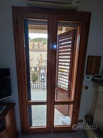 Porte finestre in legno massello