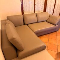 Reglo divano ad angolo ecopelle sfoderabile