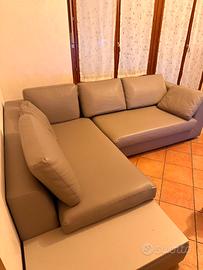 Reglo divano ad angolo ecopelle sfoderabile