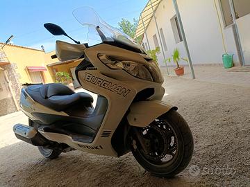 Suzuki Burgman 400 