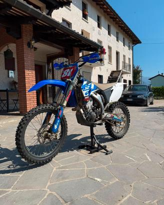 Yamaha 250