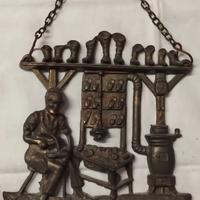 VECCHIO PORTACHIAVI IN OTTONE DA PARETE VINTAGE