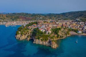 4 LOCALI A AGROPOLI