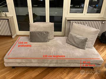 Divano 3 posti con seduta angolare