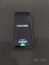 cellulare Doogee S 119 (2025) + pods bluetooth
