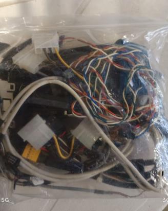 CAVI VENTOLE CASE SCHEDE E COMPONENTI ELETTRONICHE