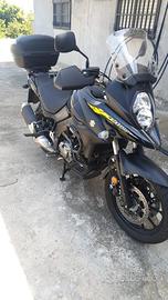 Suzuki V-strom 650 cc N.U.O.V.A