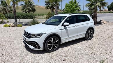 Volkswagen Tiguan 2.0 TDI 150 CV SCR DSG R-Line