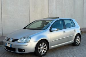 Volkswagen Golf 2.0 16V TDI 5p. Sportline