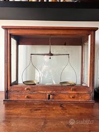 Antica bilancia farmacia dell’800 enorme