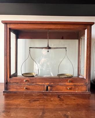 Antica bilancia farmacia dell’800 enorme