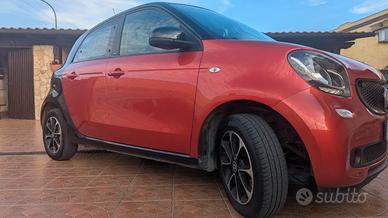 SMART FORFOUR 1.0 70Cv Passion Benzina - 2015