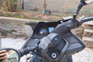 scooter kinco xtown 300 abs del 2018