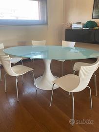 TRASLOCO IMMINENTE! Tavolo di design con 6 sedie