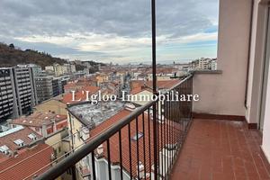 VISTA MARE: ULTIMO PIANO da ristrutturare