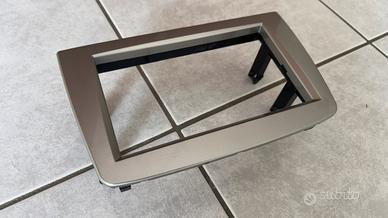 Cornice radio Alfa Mito